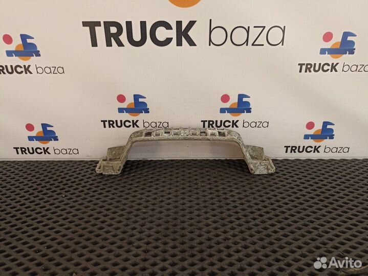 1835743 Ручка капота средняя Daf XF106