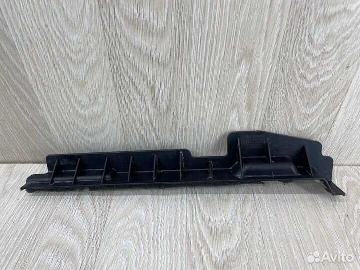 Дефлектор радиатора правый Hyundai Ix35