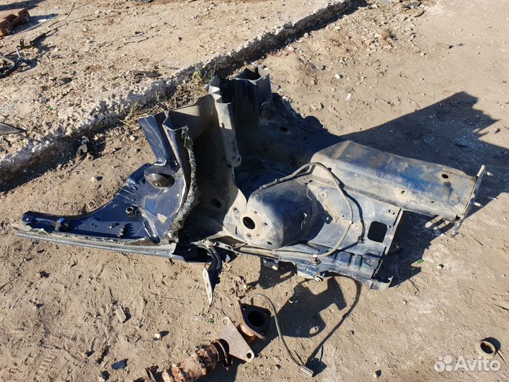 Лонжерон передний правый четверть ford focus 3 фф3