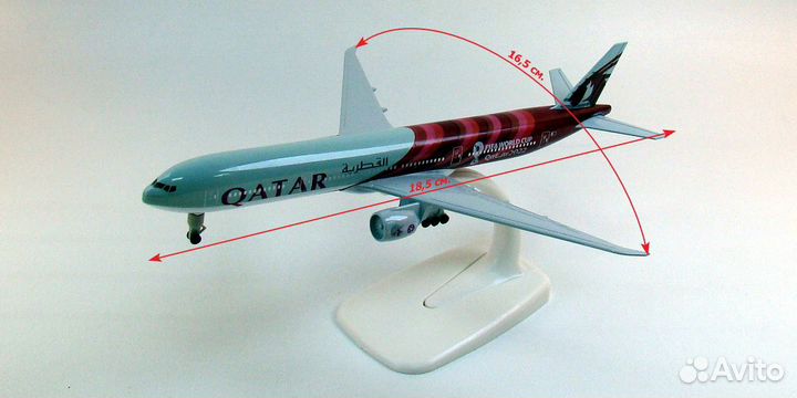 Модель самолета Boeing 777-300ER Qatar Airways 