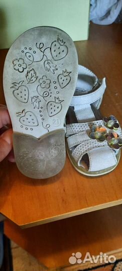 Босоножки для девочки