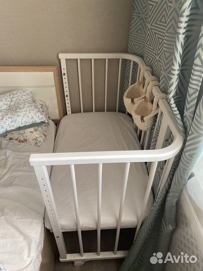 Корзина вязаная подвесная в кроватку (серая)