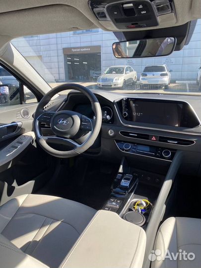 Hyundai Sonata 2.5 AT, 2022