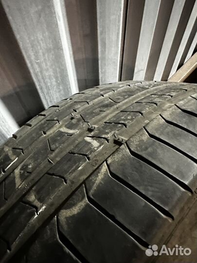 Pirelli P Zero 275/40 R22 и 315/35 R22