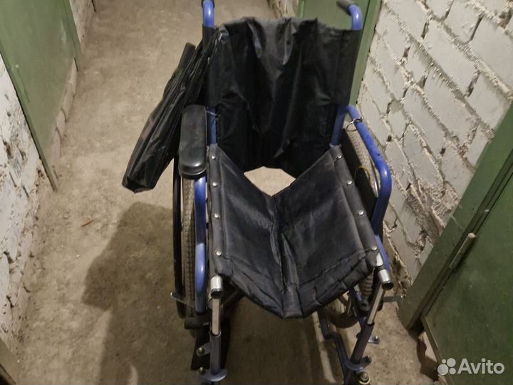 Коляска инвалидная