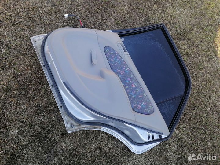 Двери toyota corolla 110