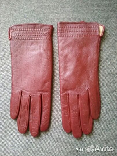 Новые кожаные перчатки