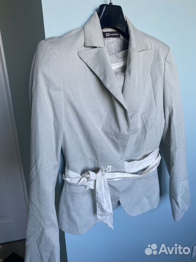 Летний женский костюм с юбкой карандаш