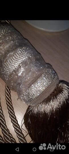 Держатель и прихваты для штор