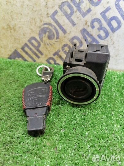 Замок зажигания Mercedes-Benz W202 седан 1.8