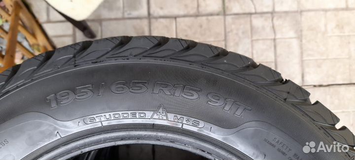 Sava Eskimo Stud 195/65 R15