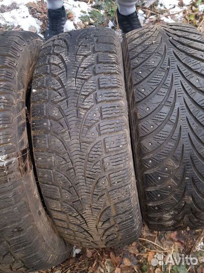 Goodyear UltraGrip Extreme 215/65 R16