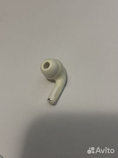 Наушник Apple AirPods Pro левый (L), A2084, дефект