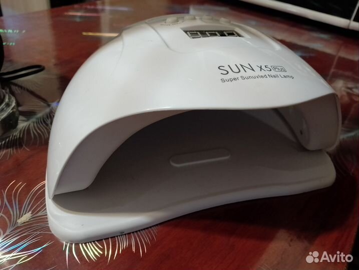 Аппарат для маникюра, лампа, вытяжка