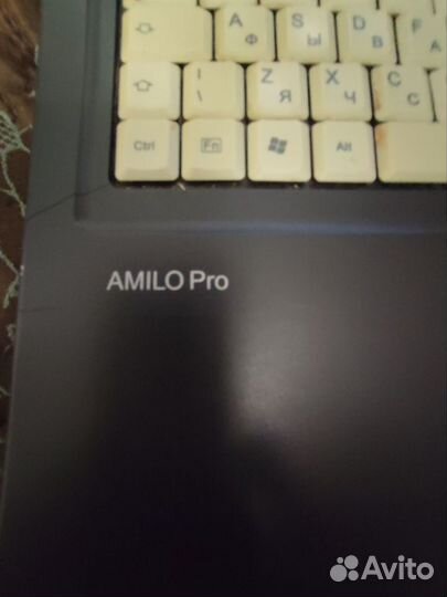 Ноутбук Fujitsu Siemens amilo Pro v2040