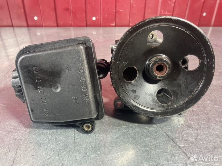 Насос гидроусилителя руля Mercedes C-Class W203