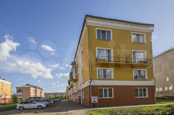 3-к. квартира, 71 м², 4/4 эт.