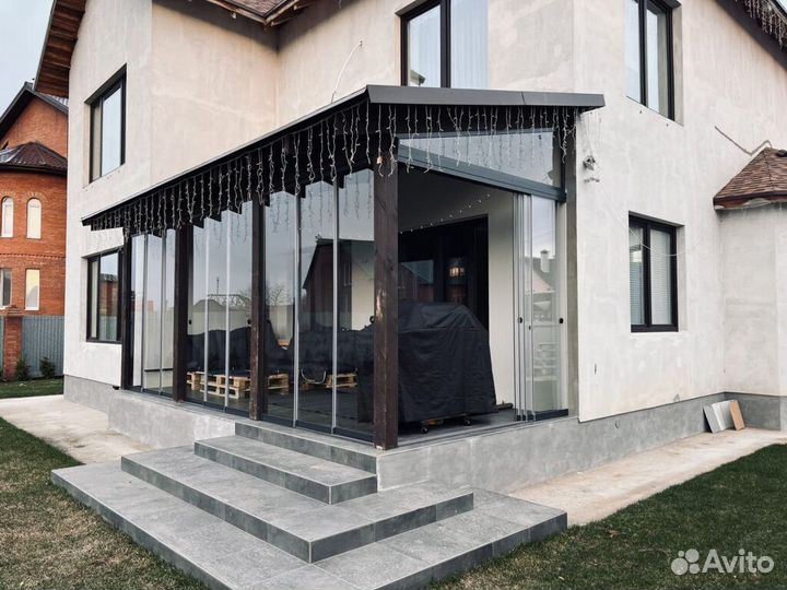 Остекление террас под ключ