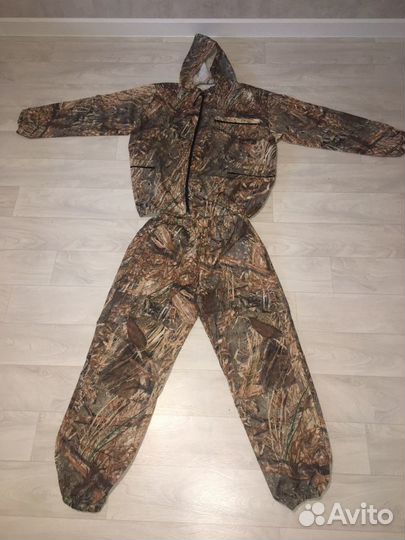 Камуфляжный костюм (новый)