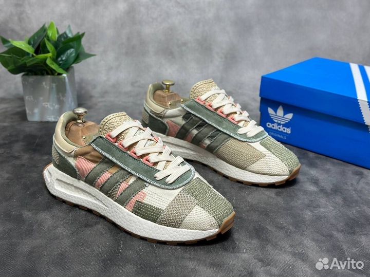 Adidas retropy E5 зел-розовые разм. 44