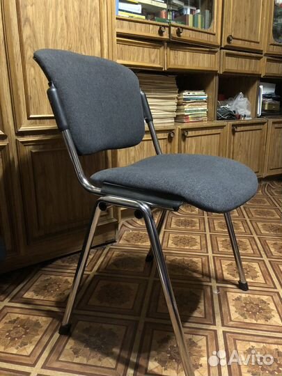 Офисные стулья