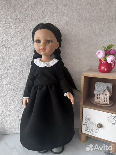 Платье для куклы Паола Рейна