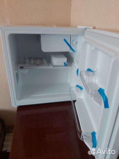 Мини-холодильник Hansa