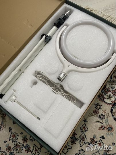 Кольцевая лампа