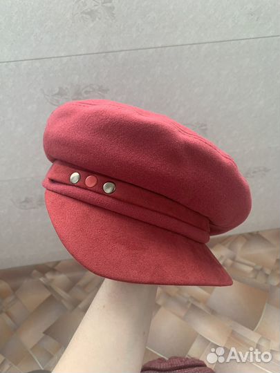 Женские шапки