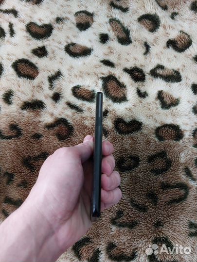 Samsung Galaxy S9, 4/64 ГБ