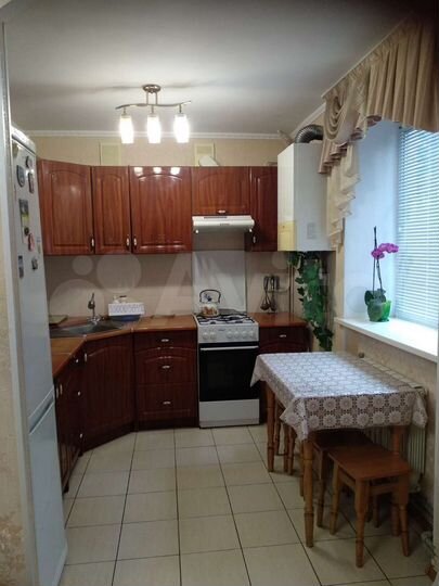 3-к. квартира, 60 м², 1/5 эт.