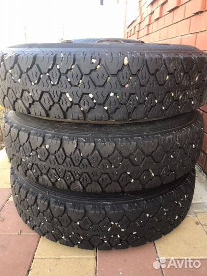 Goodyear G46 215/75 R16