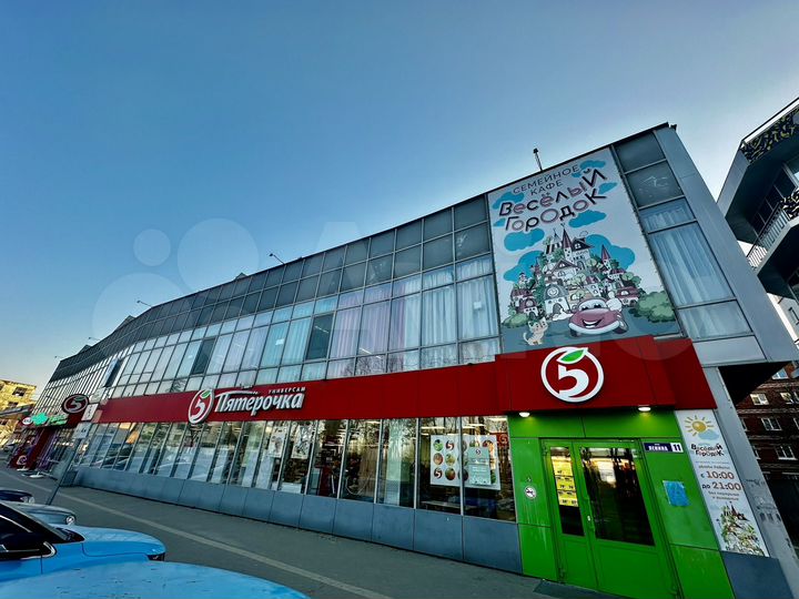 Торговая площадь, 348.3 м²