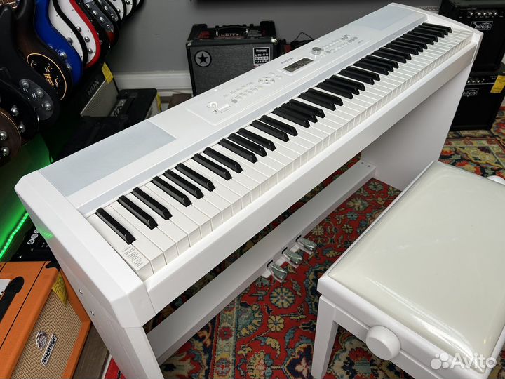 Цифровое пианино Ringway RP35 без банкетки