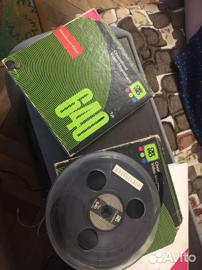 Видео пленка на катушках