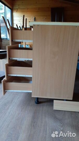 Кухонный гарнитур (один блок)