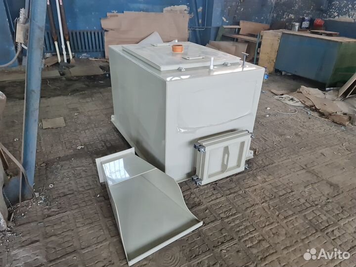 Изотермическая ёмкость для перевозки рыбы 1500л