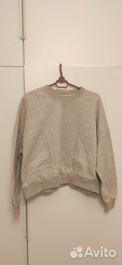 Свитшот reserved