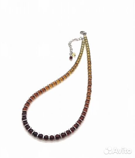 Чокер из янтаря и стали