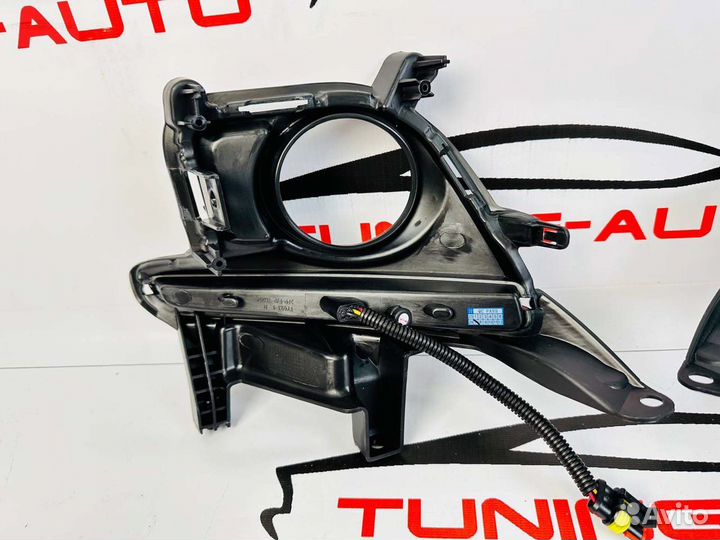 Ходовые огни Toyota Hilux (AN 10 ) B3501