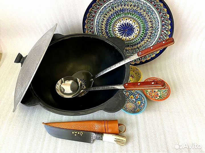 Казан для вкусного отдыха, чугунные от