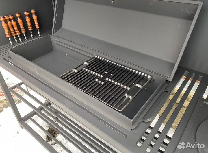 Мангал с печью и вытяжкой