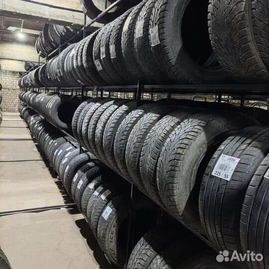 Nokian Tyres Hakkapeliitta 8 SUV 235/55 R18 104T