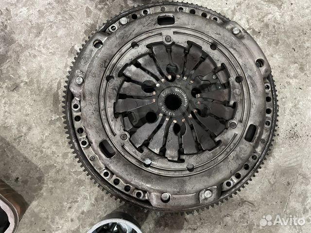 Маховик 1.8 t гольф бора ждета а3 5мт