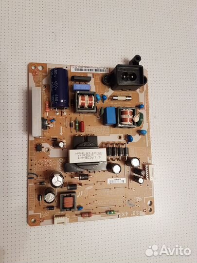 Samsung UE32N4010,UE32EH4030W,UE32D5500,UE49M5000A