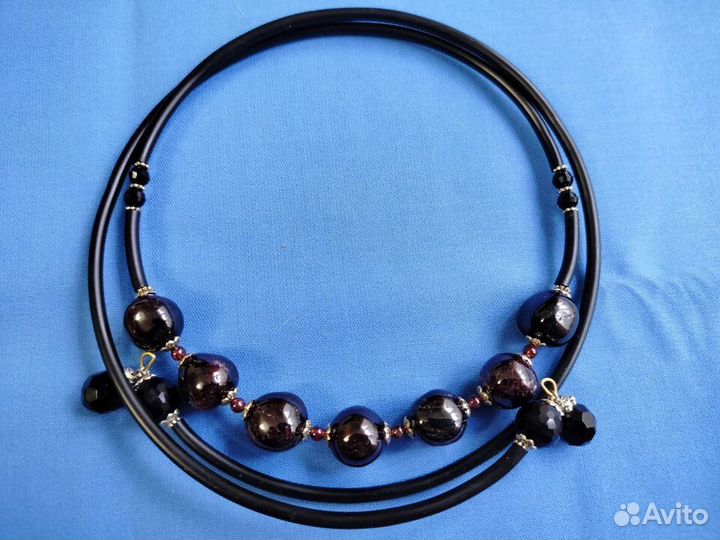 Колье на чокере