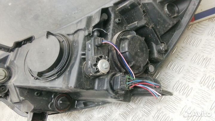 Фара правая Kia Rio