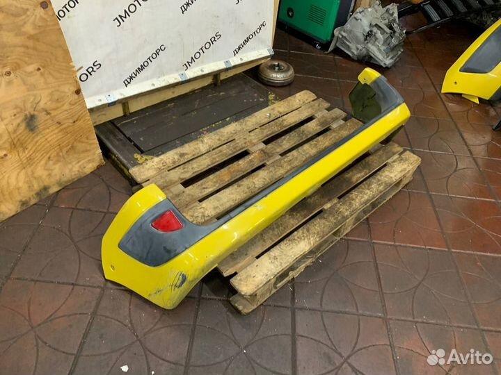 Задний бампер Рено Кангу 03-09 Renault kangoo