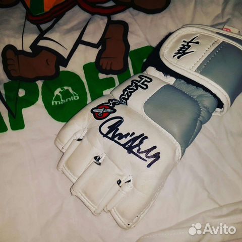 Перчатки hayabusa с автографом Жозе Алдо