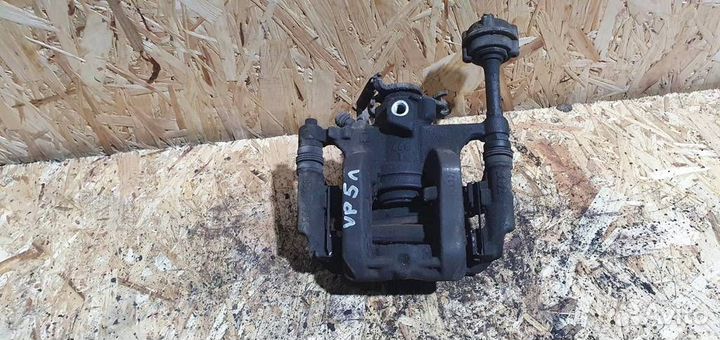 Суппорт задний левый Opel Astra J GTC 2012-2017